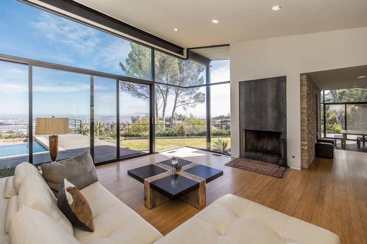 hollywood hills M house — photograph 4