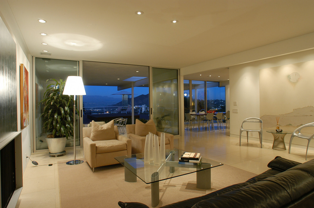 studio city G house — photograph 3